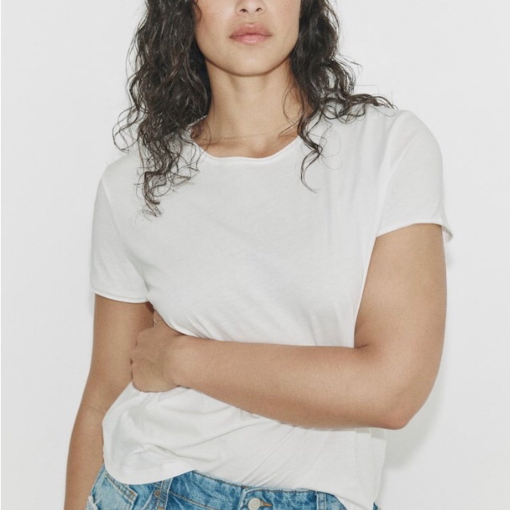 H&M DIVIDED Classic Women's White Crewneck Tee Size S